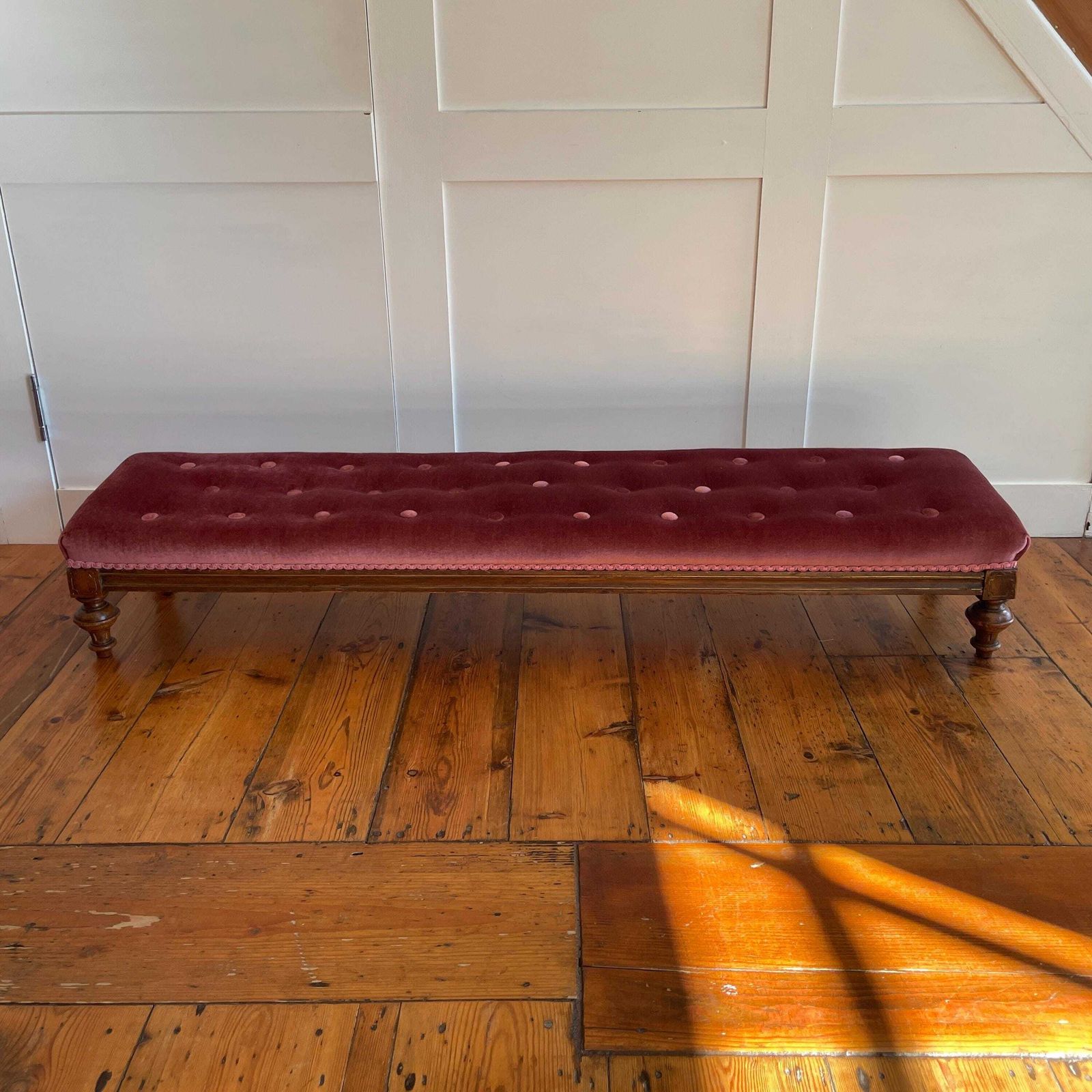 Vintage Velvet Footstool Ottoman Bench Pink Tufted Wooden Long Upholstered Stool Seat Turned Legs