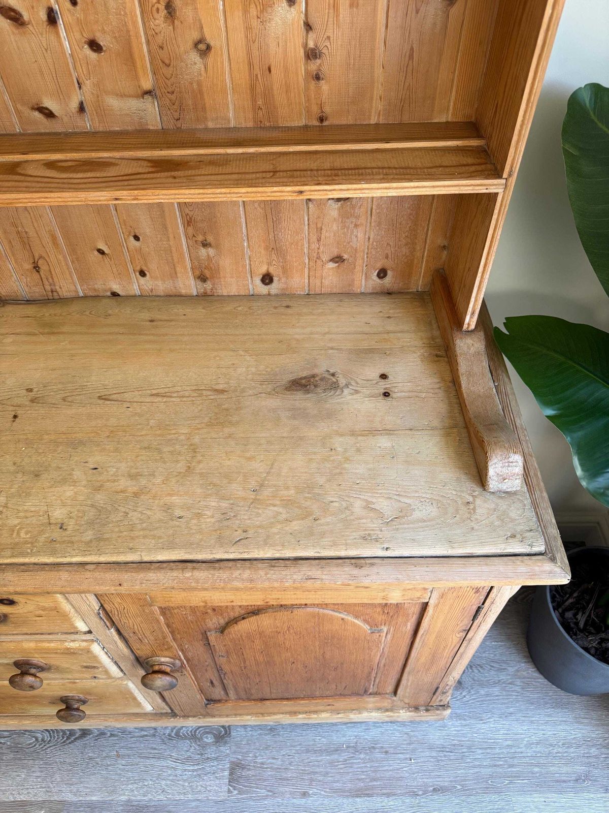 Antique Pine Dresser Sideboard With Shelving And Drawers – Rustic Farmhouse Cabinet photo vinterior