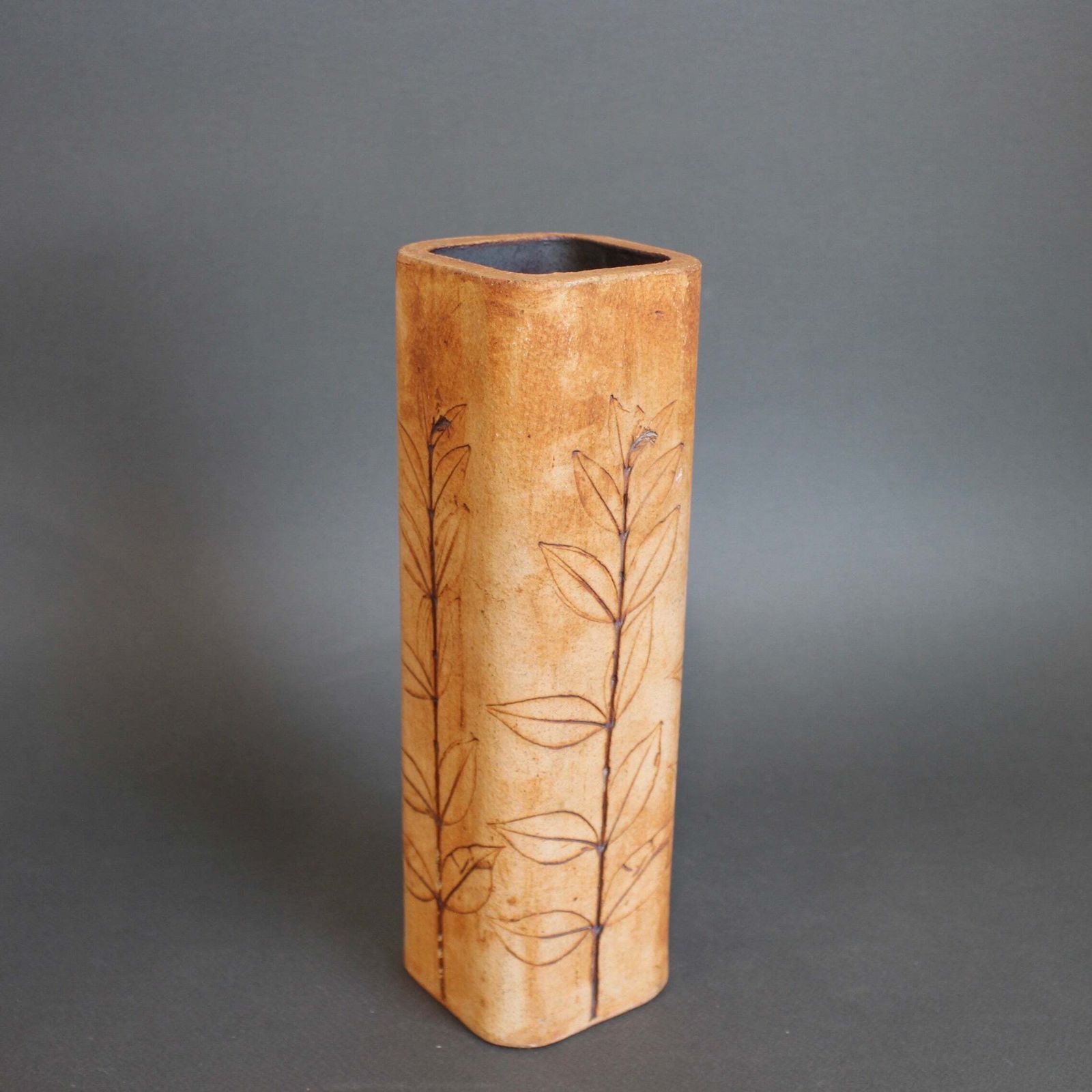 French Stoneware Vase By Raymonde Leduc (Circa 1960s 70s) photo vinterior