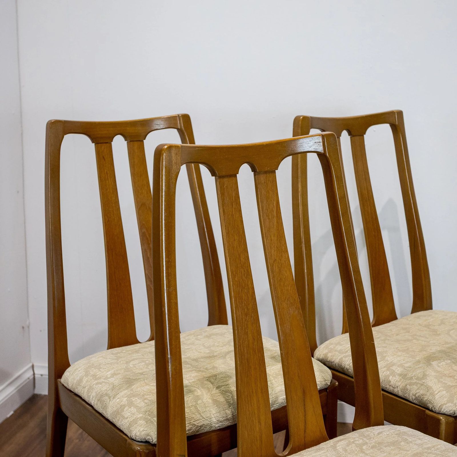 680.0 Nathan Teak Oval Extending Dining Table And 4 Chairs photo