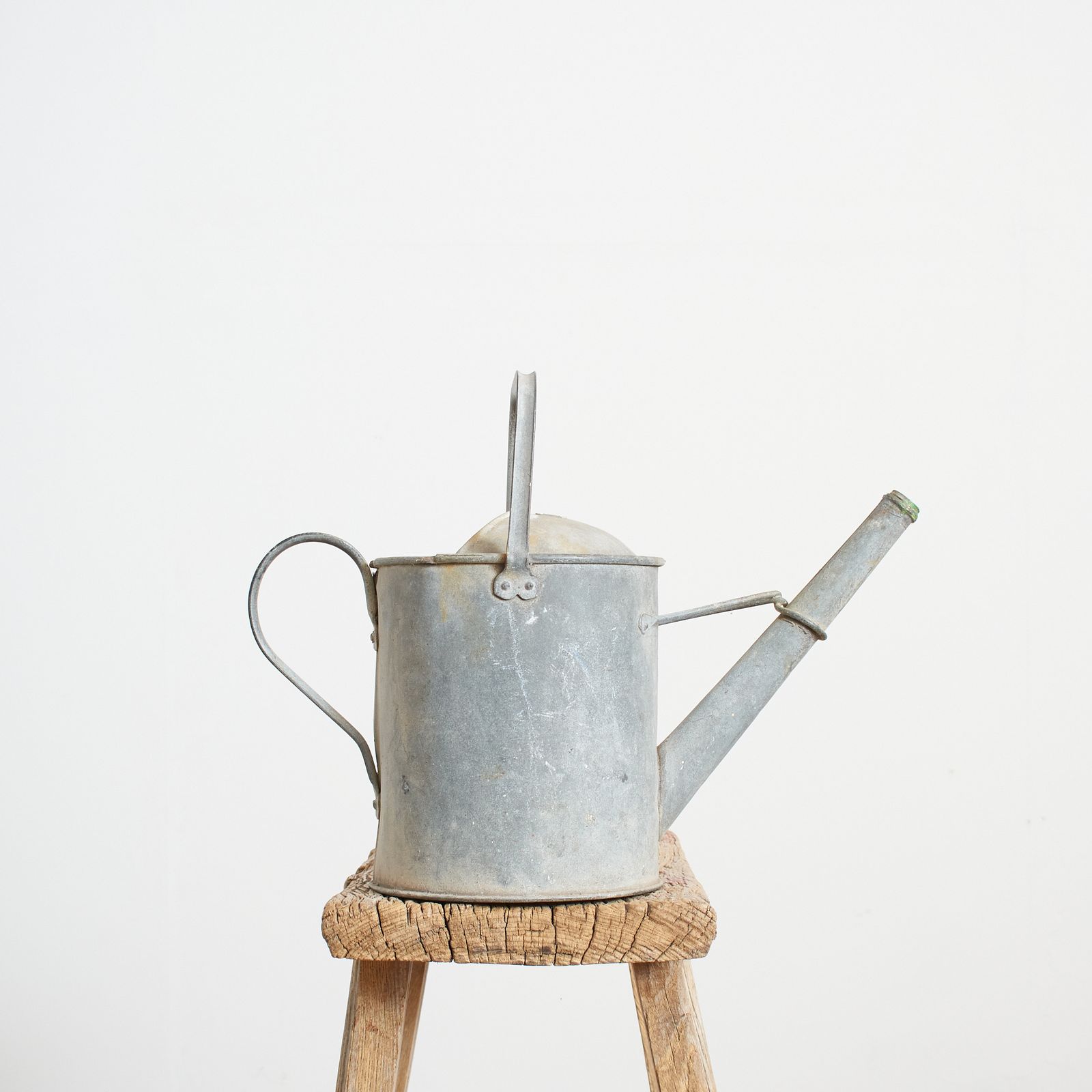 Small Antique Galvanised Watering Can – I photo for sale