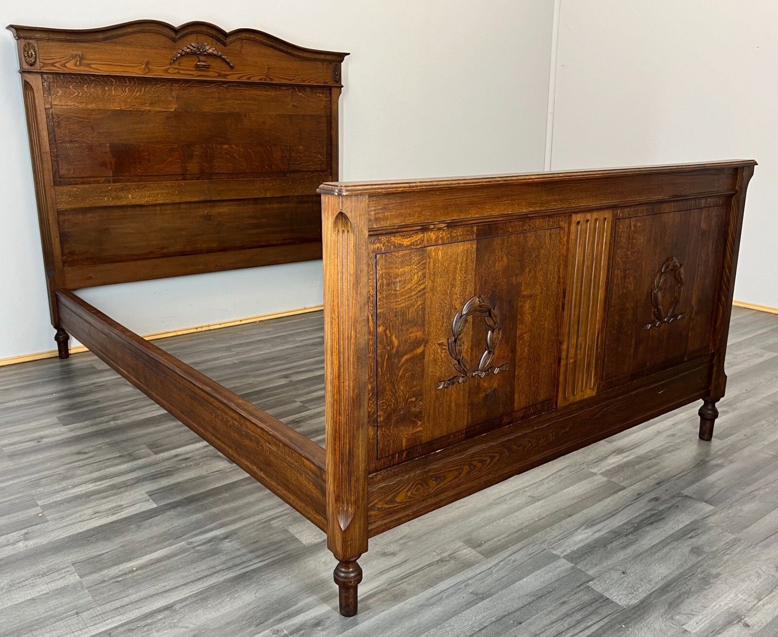 Bed Antique French Style Double Bed Wood Frame Carved Headboard Lot 3239 photo for sale