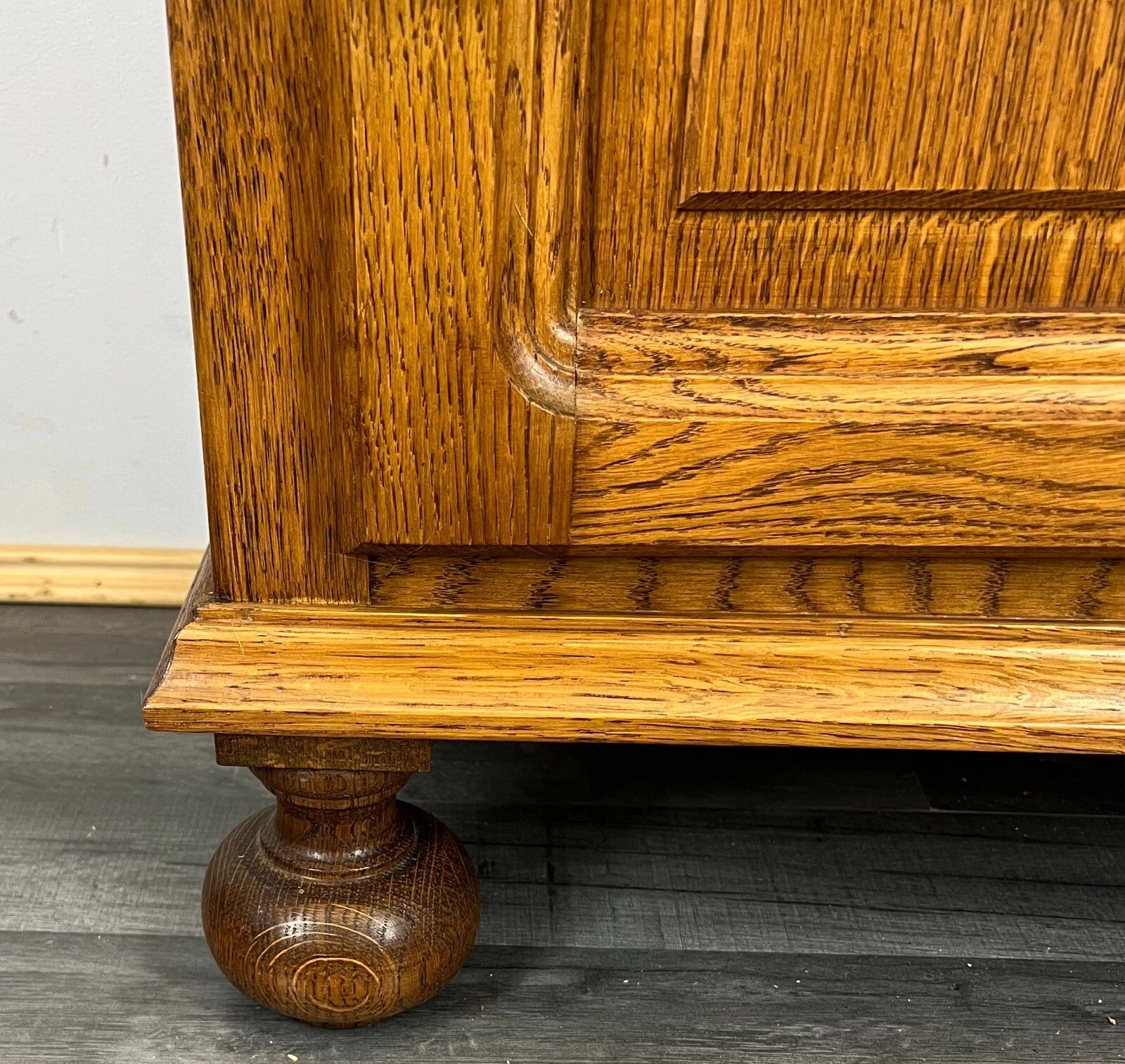 Pair Of Bedside Tables Vintage French Nightstands Carved Cabinets Lot 3116 photo Furniture