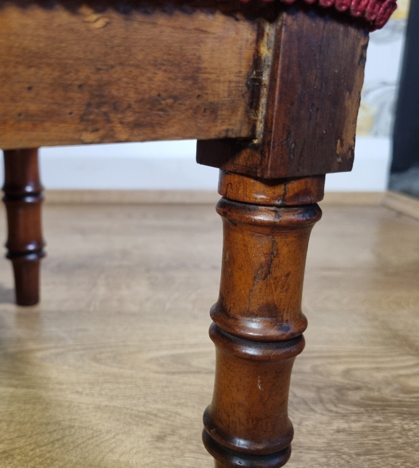 photo vintage Small Antique French Faux Bamboo Wooden Chair Display Teddy Dolls Low Child Size