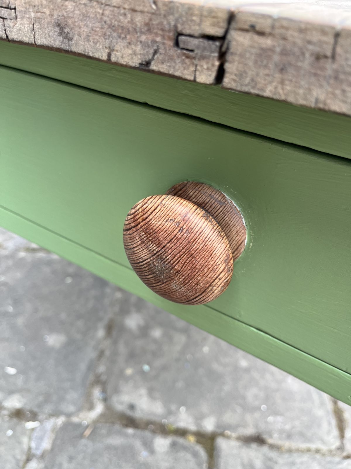 photo vinterior Victorian Pine Farmhouse Table Painted Green