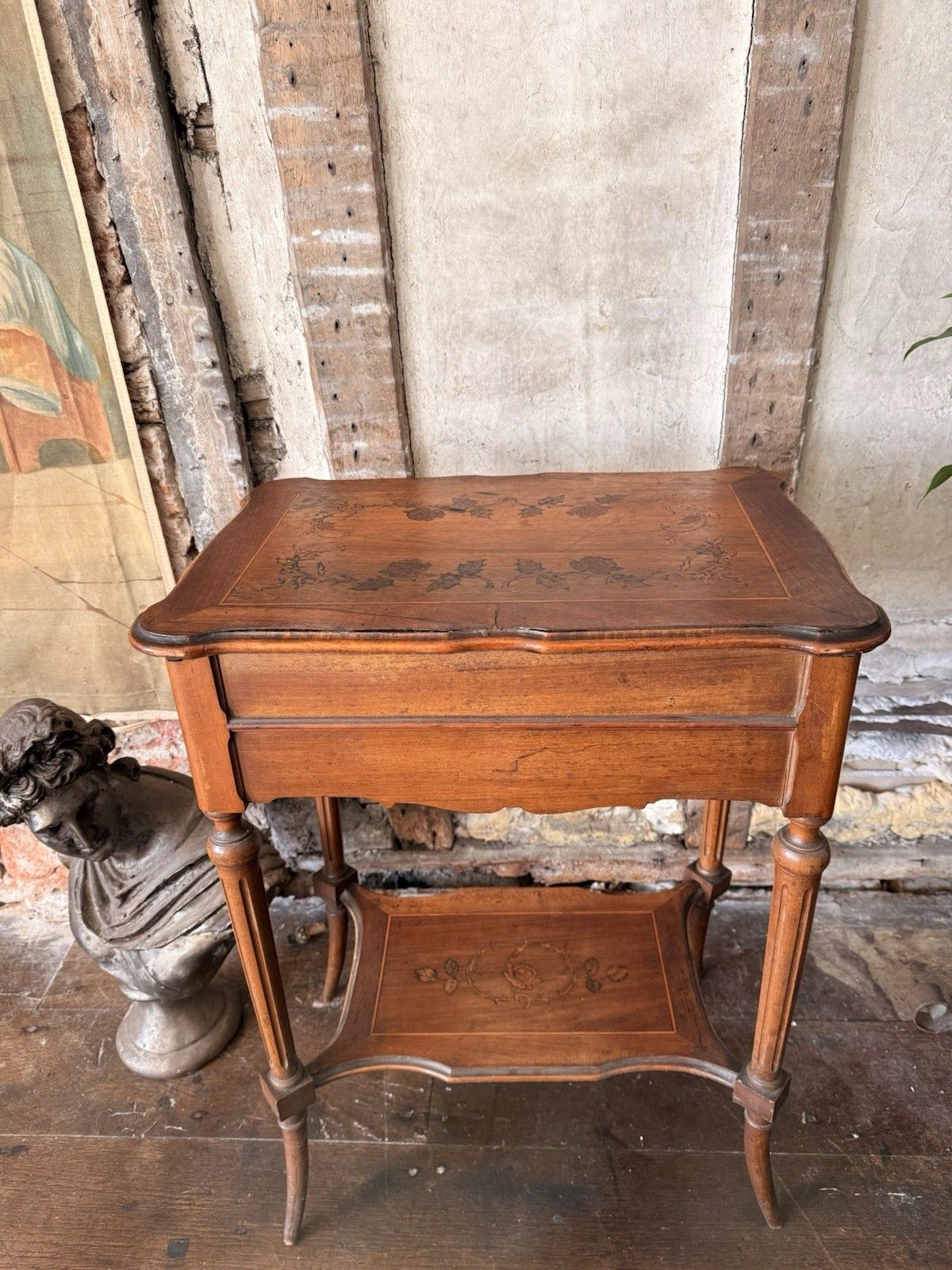 photo vinterior Antique French Inlaid Marquetry Mirror Dressing Table Side Table