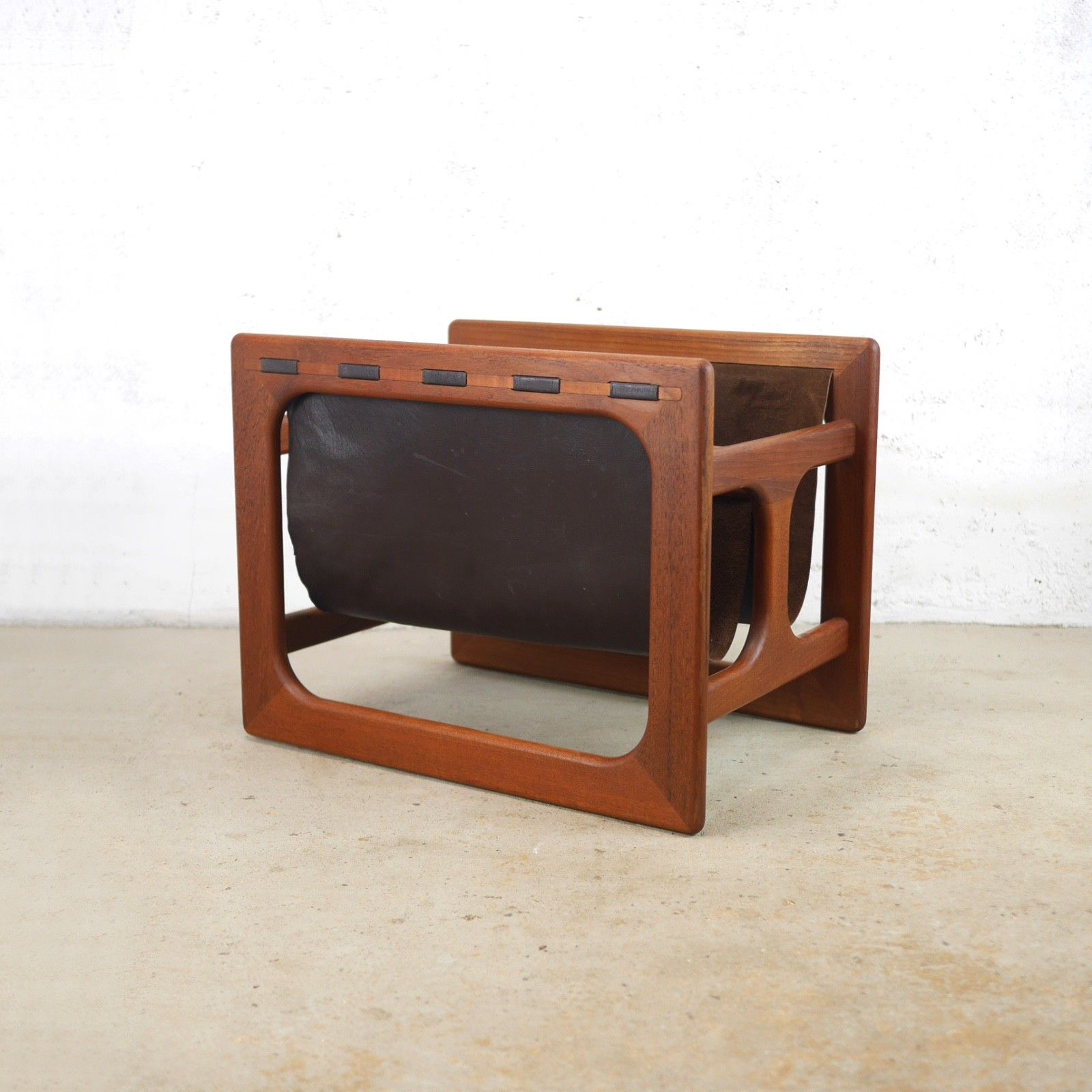 Mid Century Teak Leather Magazine Rack Aksel Kjersgaard For Salin Mobler #103201 photo 520.0