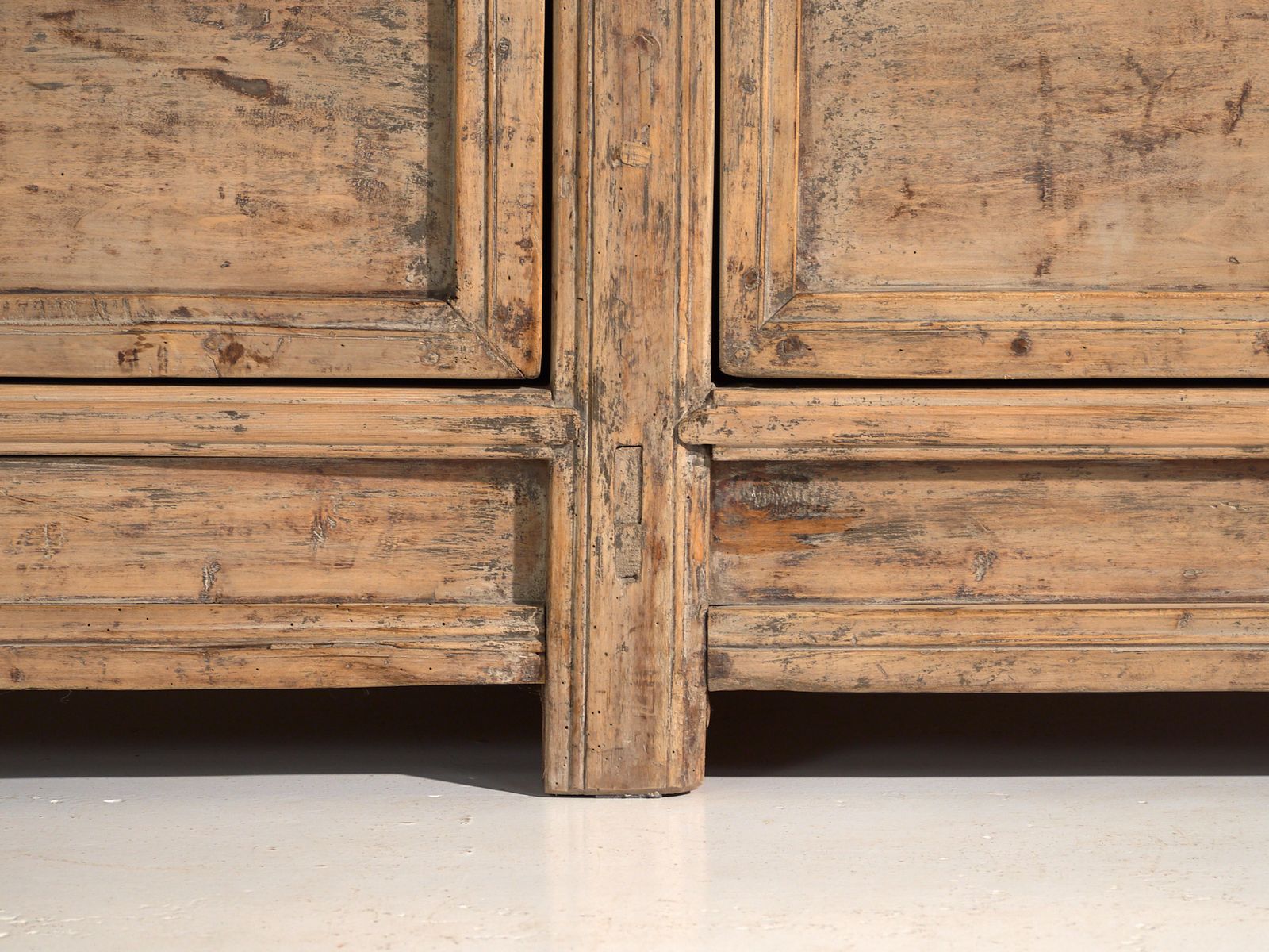 Antique Sideboard In Pine Wood – China, Circa 1930 photo 2020.0