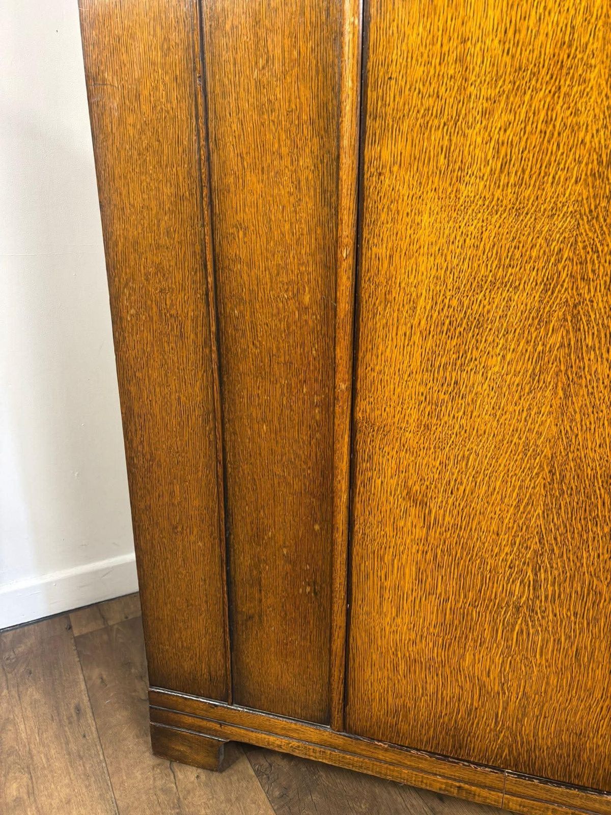 photo vinterior Vintage Oak Wardrobe, Early 20th Century