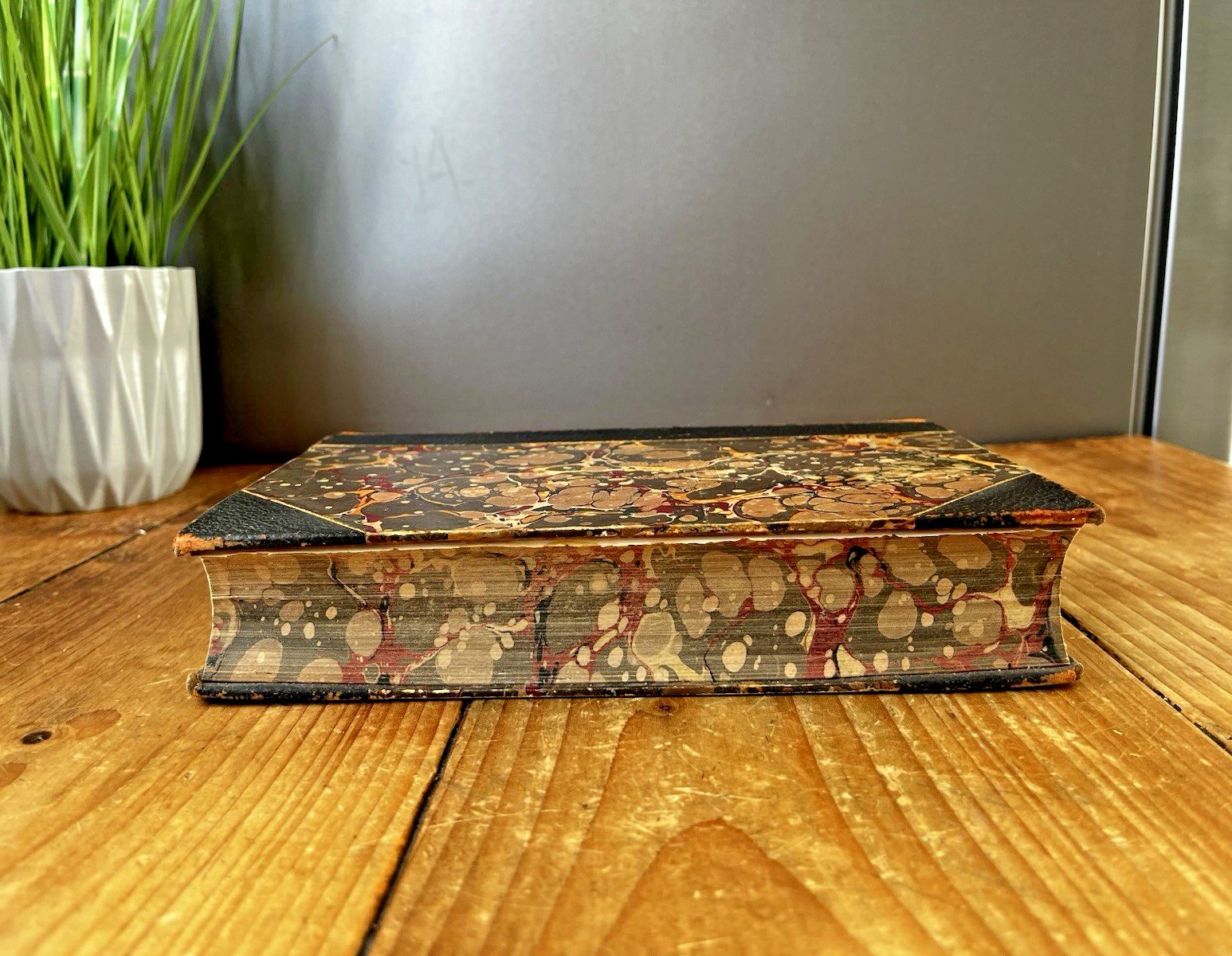 Antique Victorian Decorative Book 1861 Leather Joseph Haydns Dictionary Of Dates photo 80.0