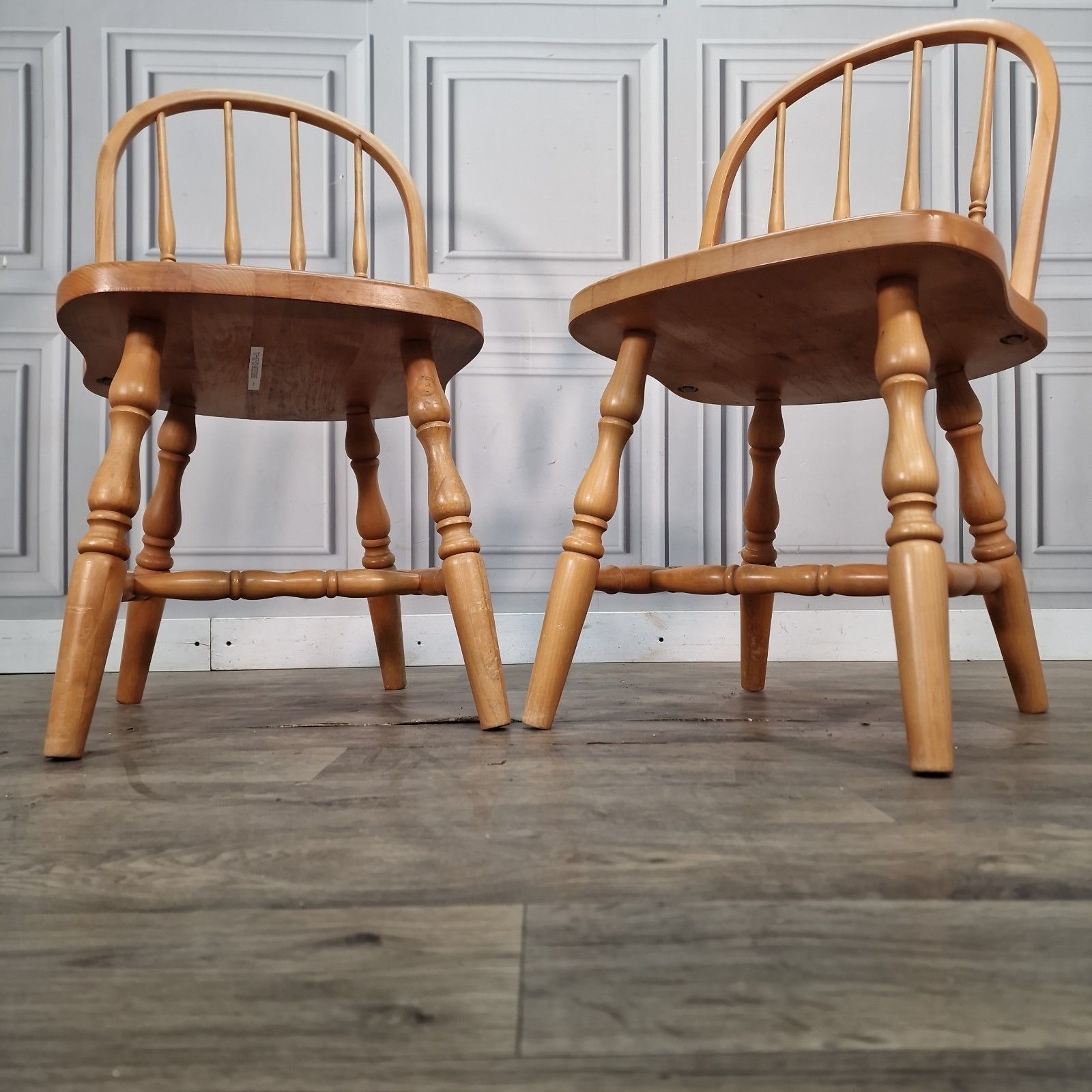 Pair Vintage Windsor Chairs Turned Beech Spindle Back Kitchen Dining Seat Retro photo Furniture