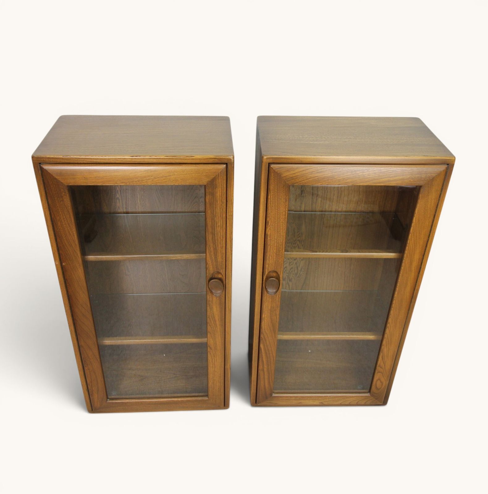 Set Of 2 Ercol 819 Golden Dawn Small Cabinets