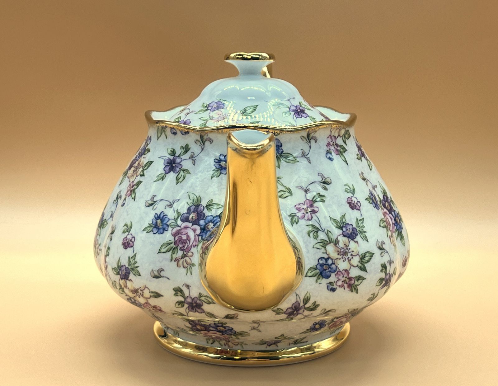 New Royal Albert China English Chintz Design 2 Pint Capacity Teapot, Creamer And Covered Sugar Bowl. Boxed. photo vinterior