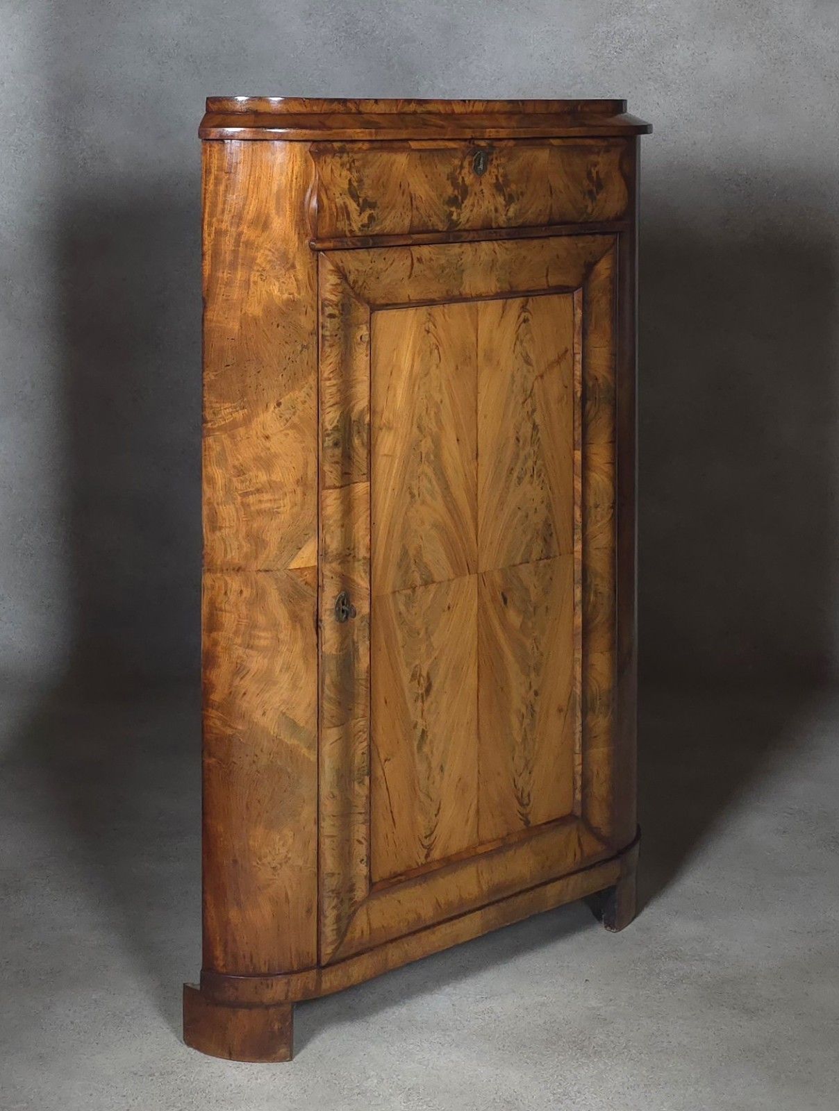 Antique Biedermeier Burr Walnut Corner Cabinet French Encoignure Cupboard C.1830 photo Furniture