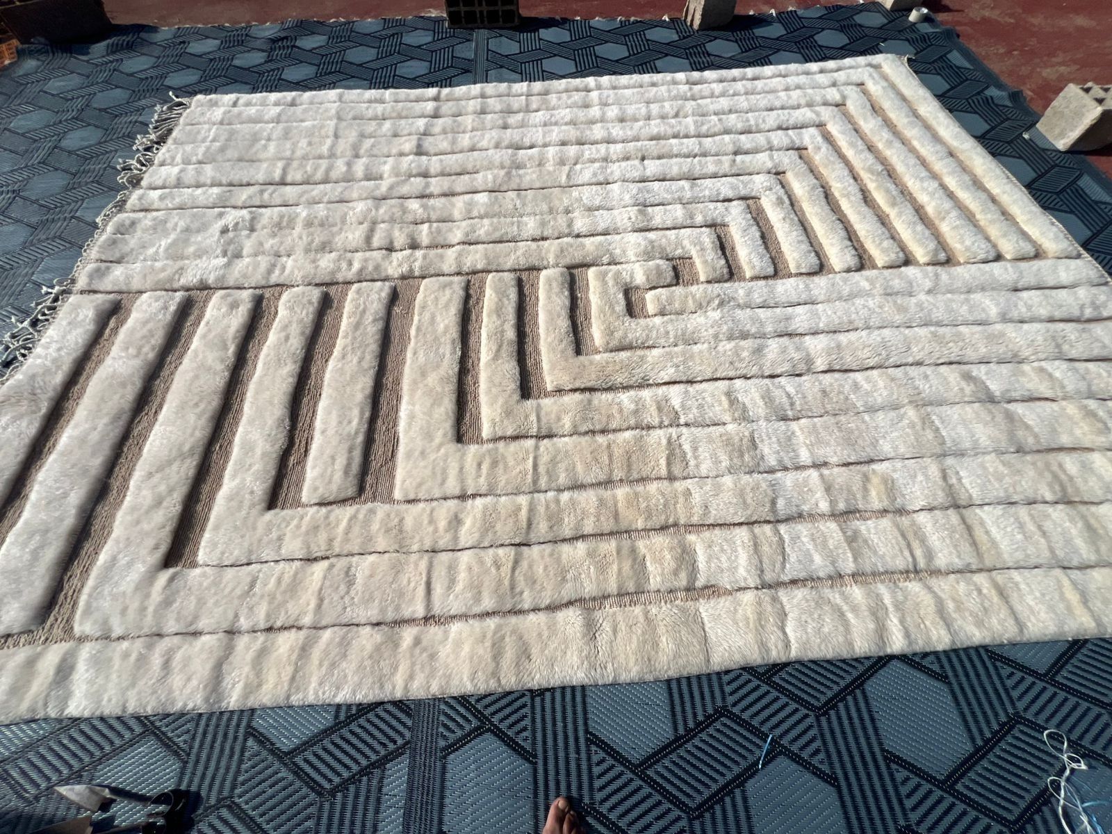 Luxury Mrirt Moroccan Rug 400x300cm Cream Geometric Wool Carpet photo for sale