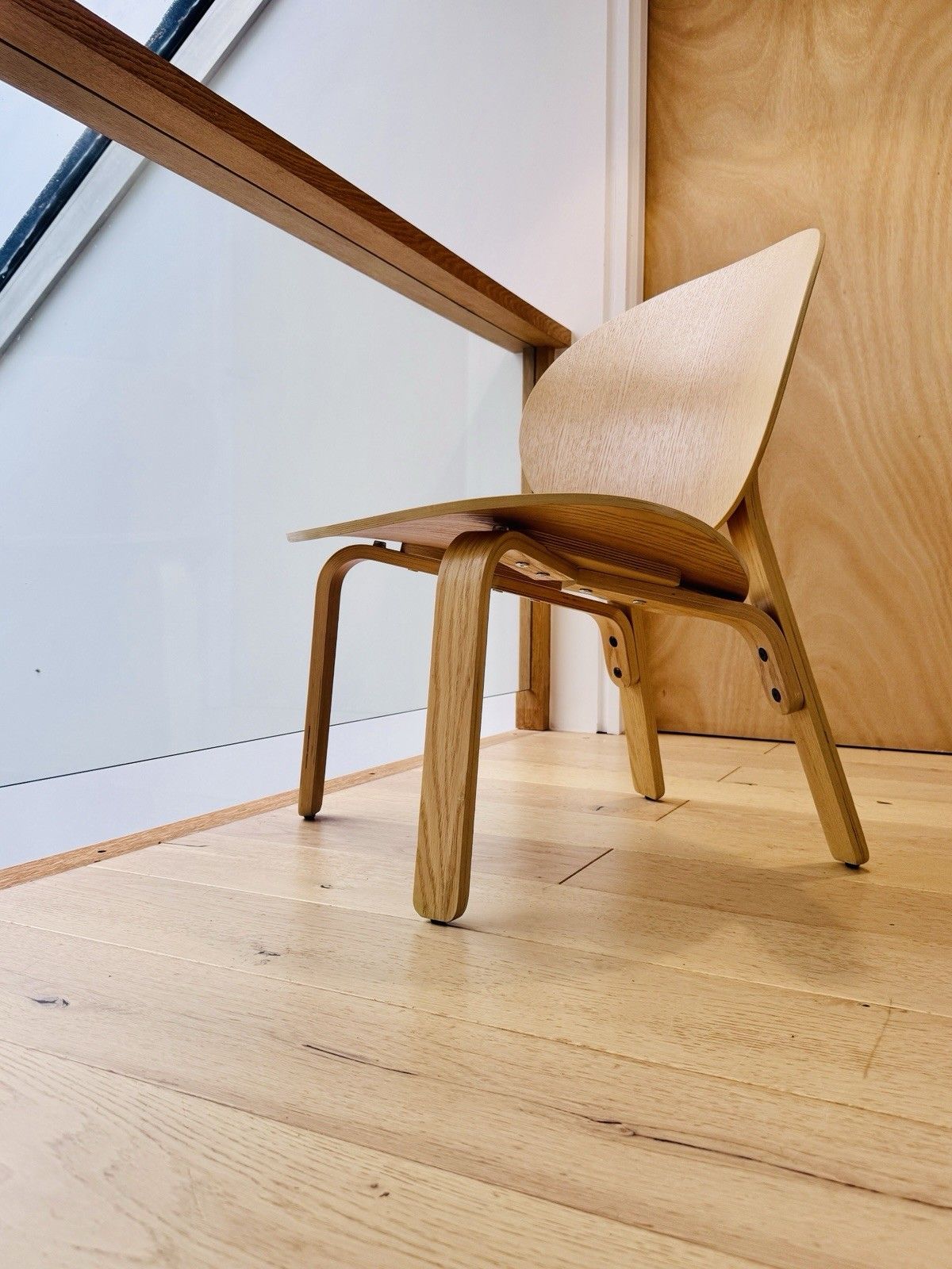 Ikea Fröset Easy Chair, White Stained Oak Veneer Vgc photo Furniture