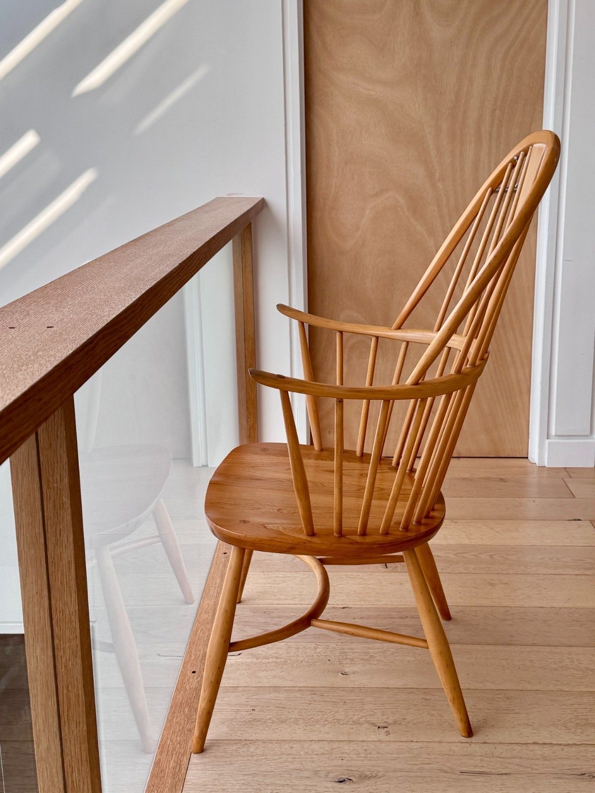 Ercol Windsor Chairmakers Chair In Light Ash 7911 Late 90s photo Furniture