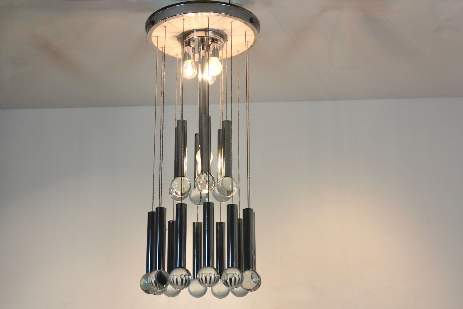 Gaetano Sciolari Italian Space Age Chrome And Glass Sphere Chandelier photo vintage