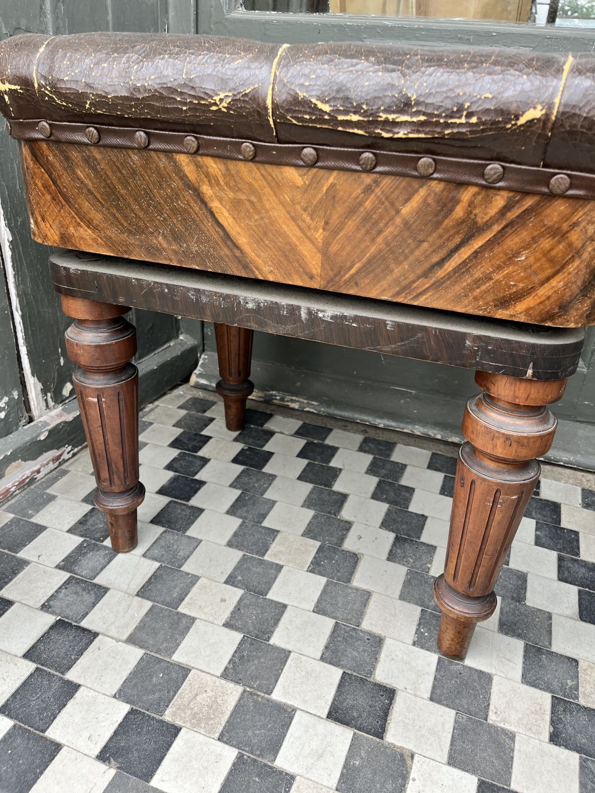 Furniture H Brooks And Co Victorian Walnut Adjustable Piano Stool photo
