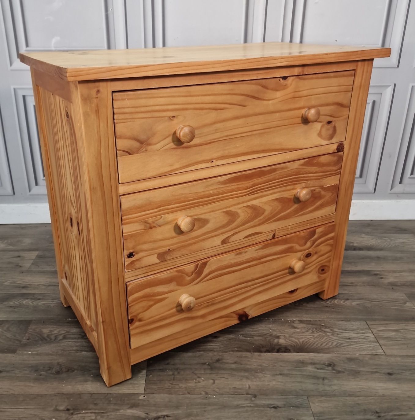 Vintage Chest Of Drawers Solid Pine Three Drawer Bedroom Storage Cabinet Commode