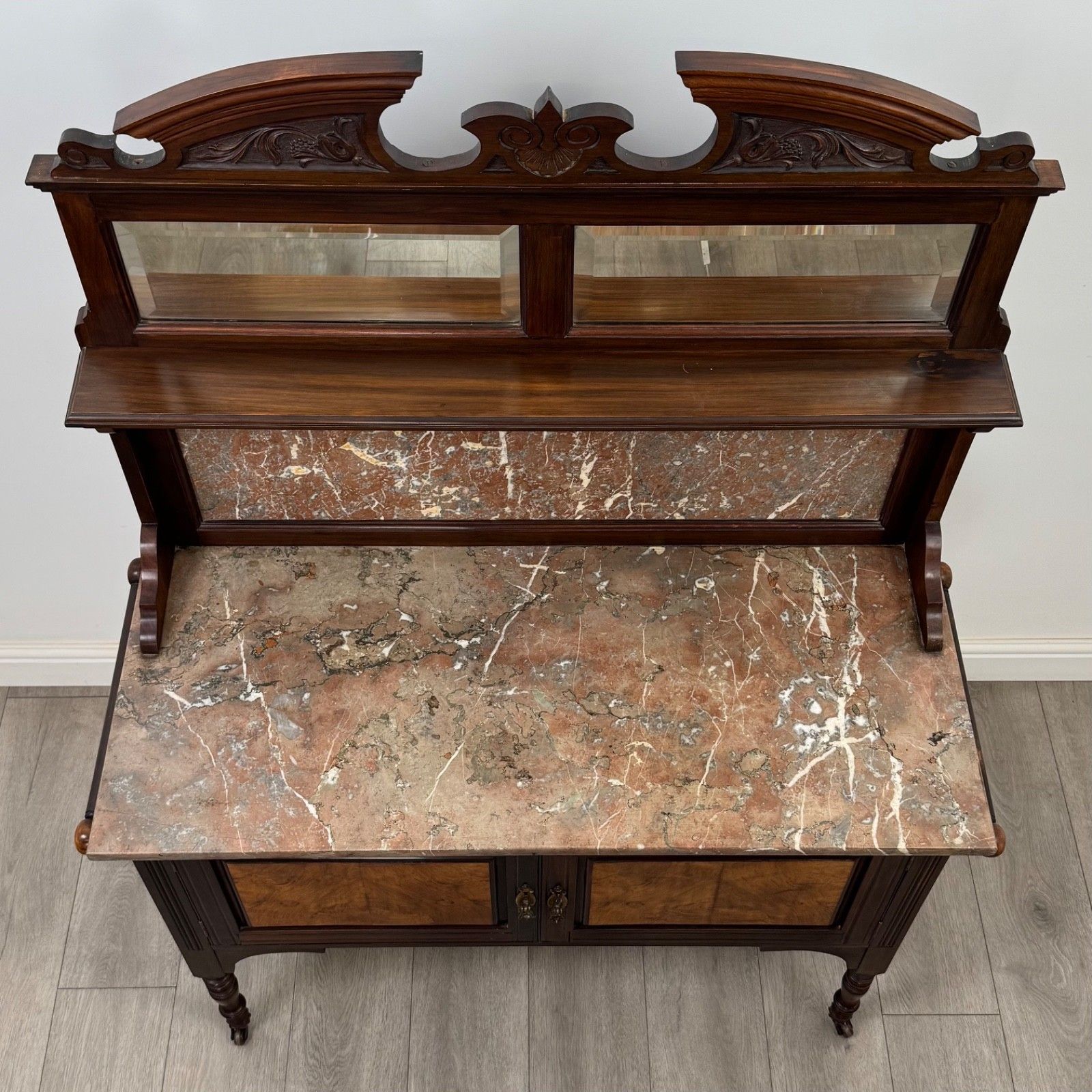 photo for sale Antique 20th Century Edwardian Washstand In Walnut ( Af 5824 )