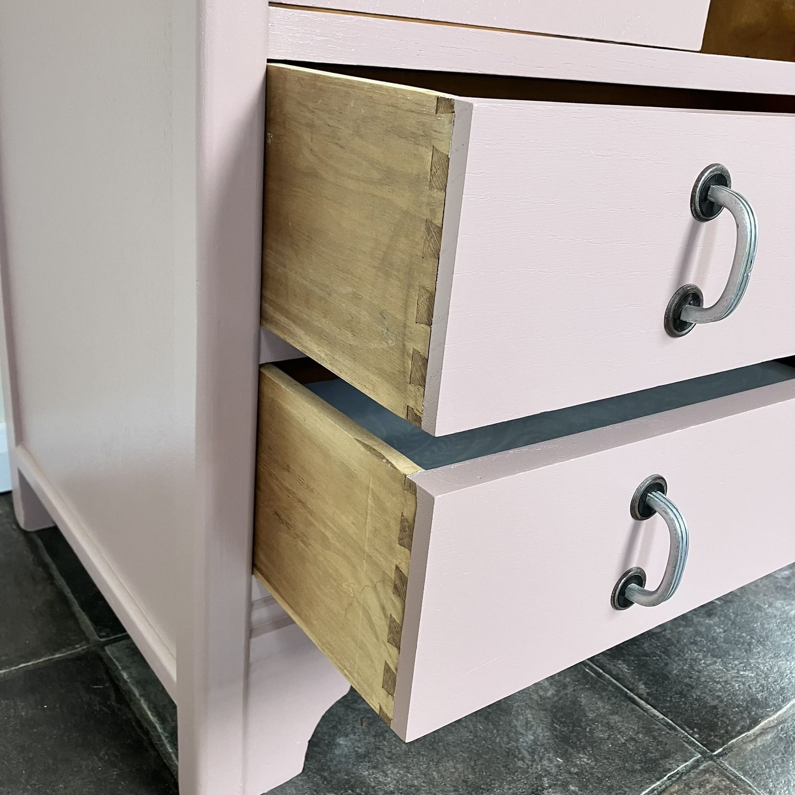 Stunning Painted 1940's Lockable Oak Linen Cupboard / Tall Boy; Farrow And Ball Sulking Room Pink, Carved Doors photo vintage