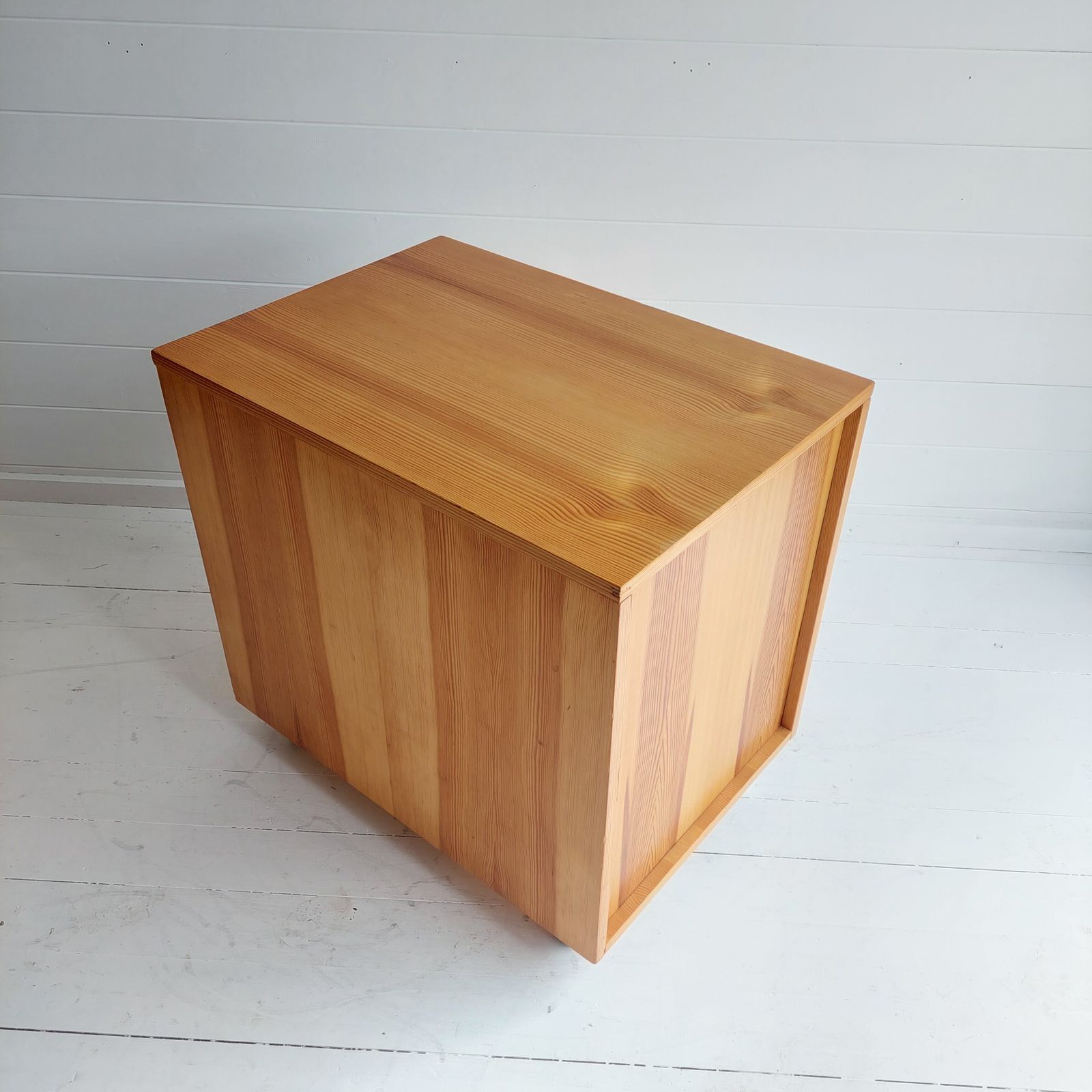 285.0 Mid Century Scandinavian Pine Bedside Chest Of Drawers Filing Cabinet Alvar Aalto Style 70s Restored photo