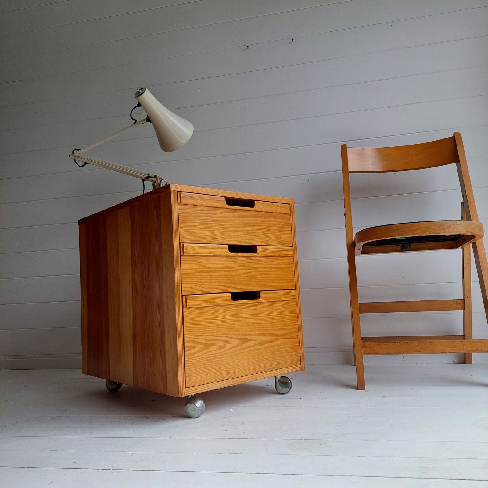 Mid Century Scandinavian Pine Bedside Chest Of Drawers Filing Cabinet Alvar Aalto Style 70s Restored photo 285.0