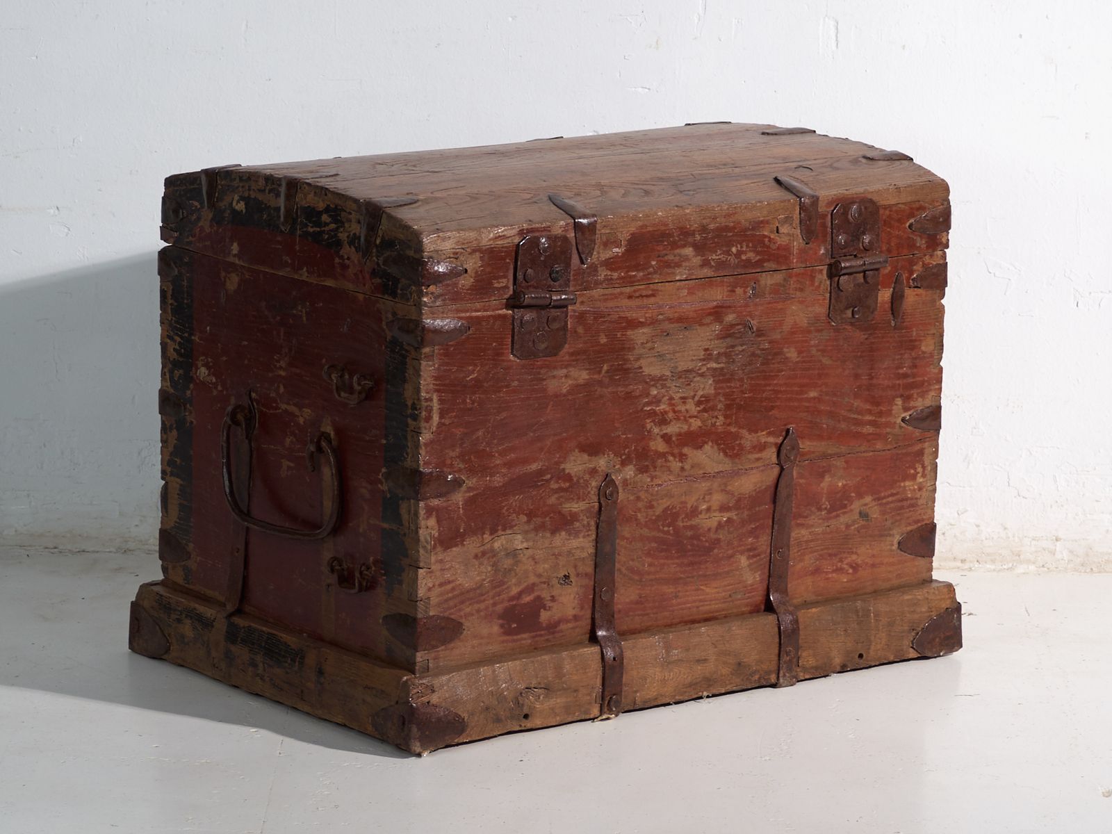 Antique Iron Reinforced Trunk In Pine Wood – China, Circa 1900 photo buy