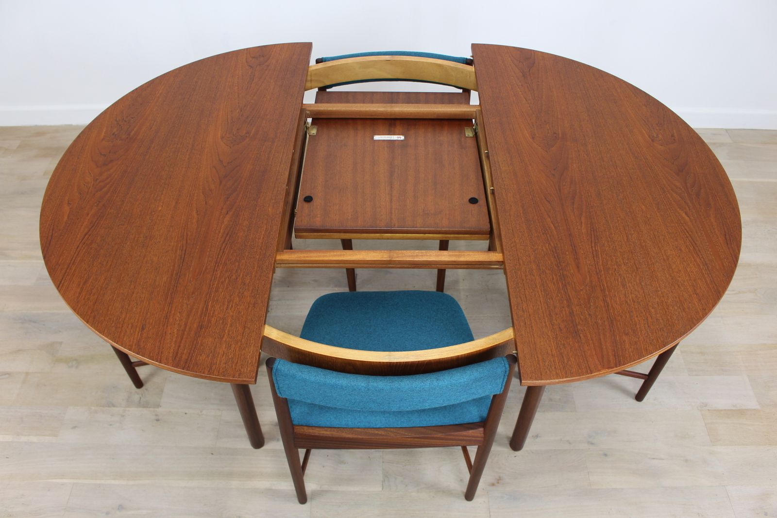 photo for sale Late 1960s McIntosh Teak "Roundette” Circular Table & Chairs Dining Set