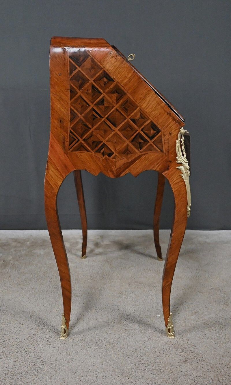 Furniture Small Marquetry Lady's Desk, Louis XV Style – First Half Of The 20th Century photo