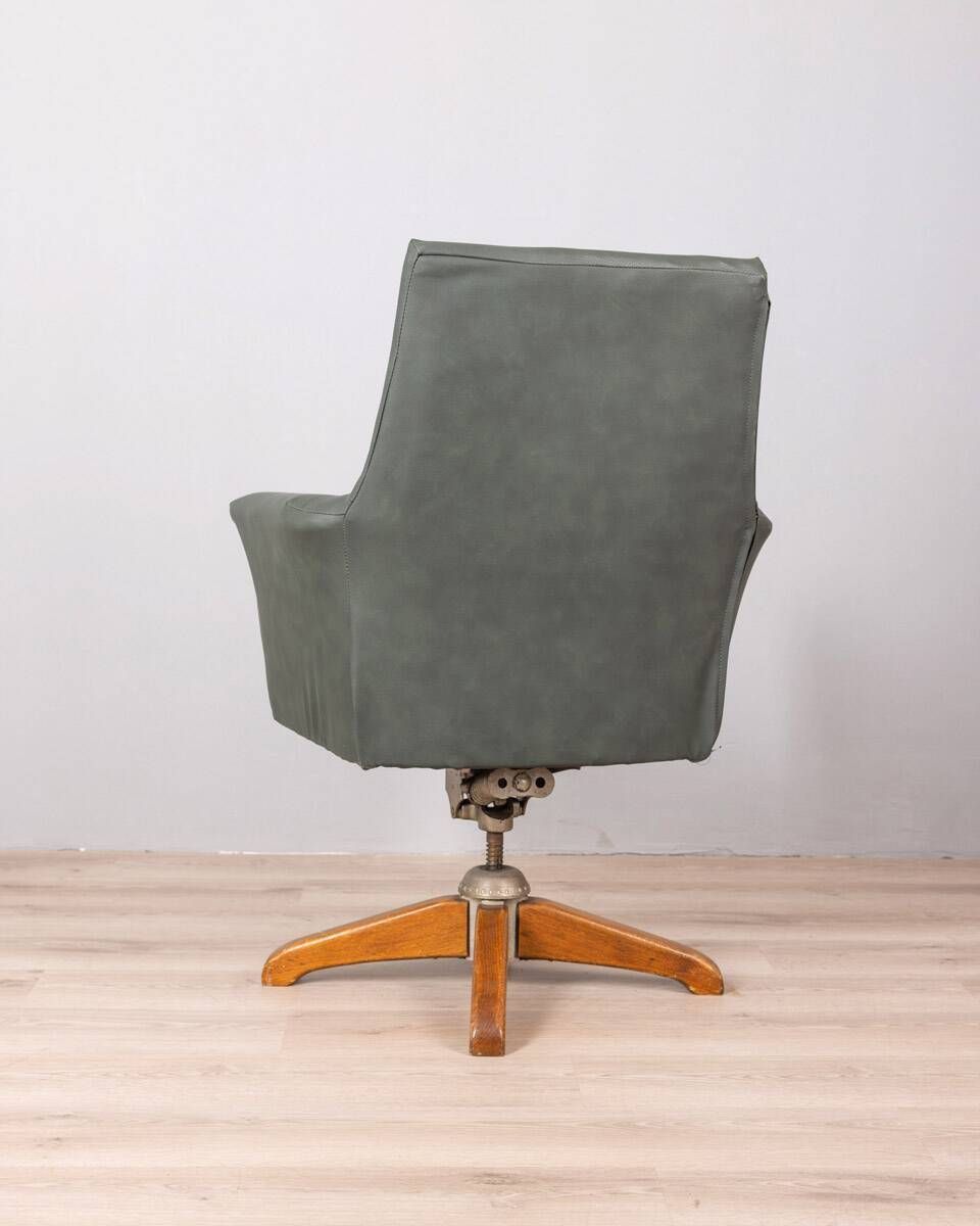 50s Vintage Swivel Armchair In Leather Design Anonima Castelli photo 1383.0
