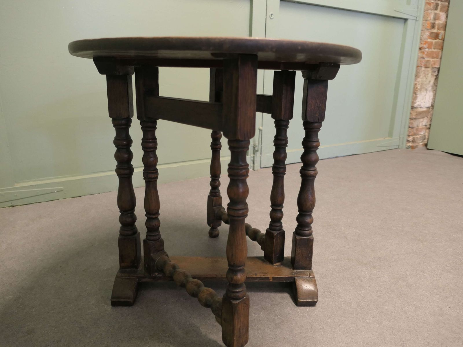 Small Georgian Oak Gate Leg Table The Table Has A Solid Oak Top With Turned Legs photo vinterior