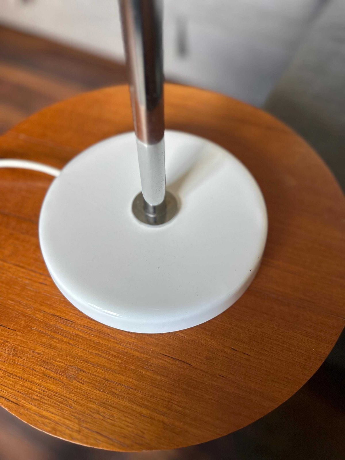 photo furniture Bergboms B 125 Space Age Mushroom Table Lamp   Cast Iron Base, Sweden 1960s.