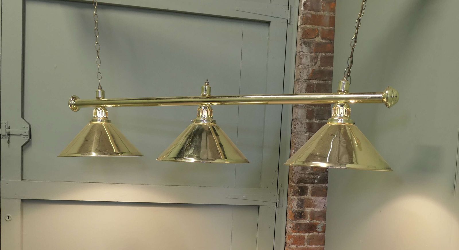 Superb Large Brass Triple Dining Table Light, Snooker Style This Is A Very Grand Lamp photo 1020.0