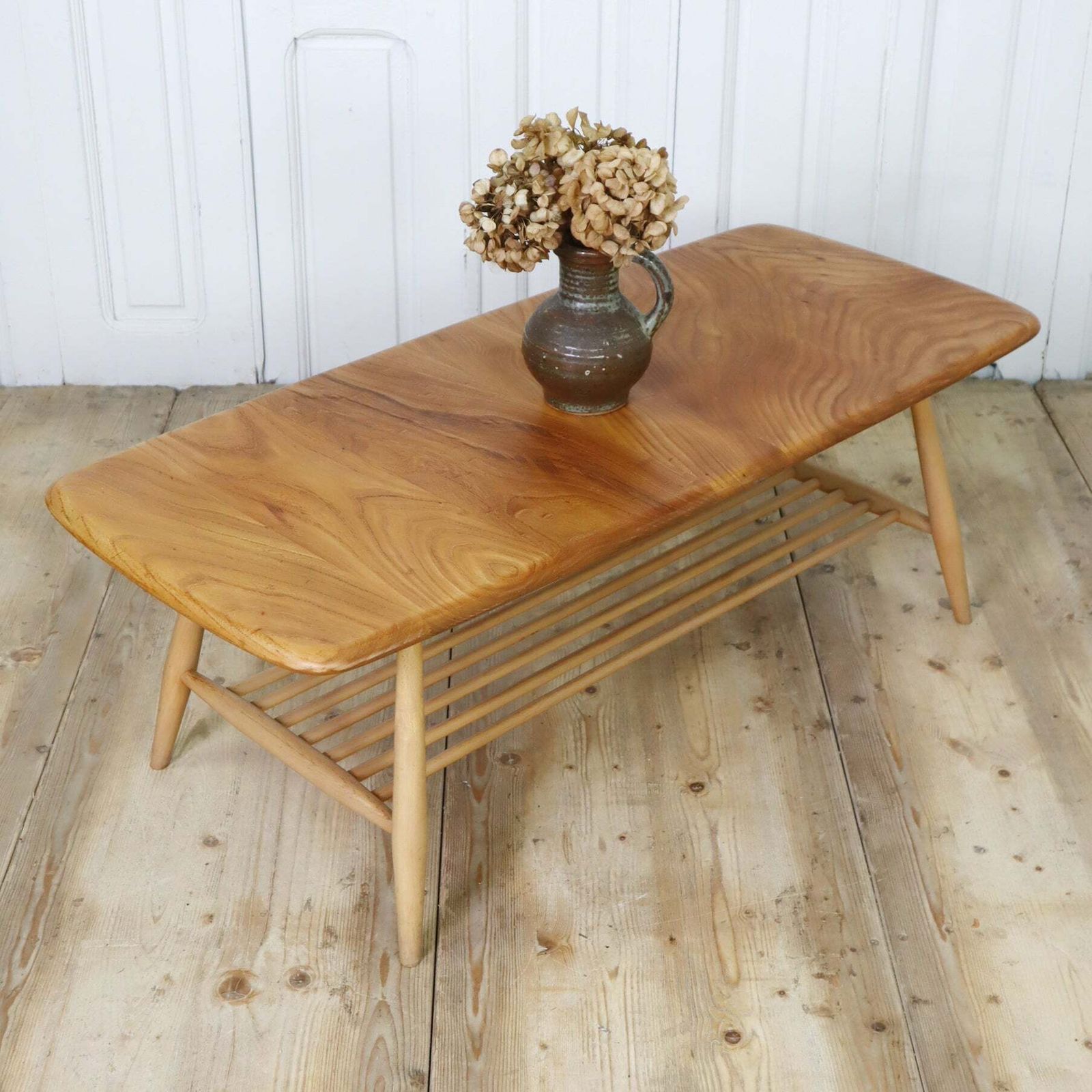 photo furniture Mid Century Ercol Model 459 Coffee Table