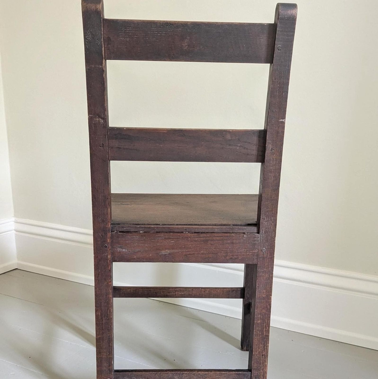 photo furniture Antique Oak Georgian Country Side Chairs – Rustic Primitive C1800