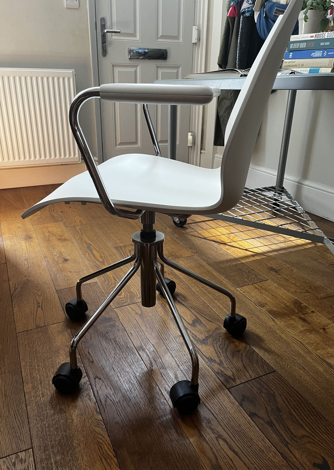 Vintage 90’s Kartell Maui Swivel Chair White Designed By Vico Magistretti 1996 photo furniture
