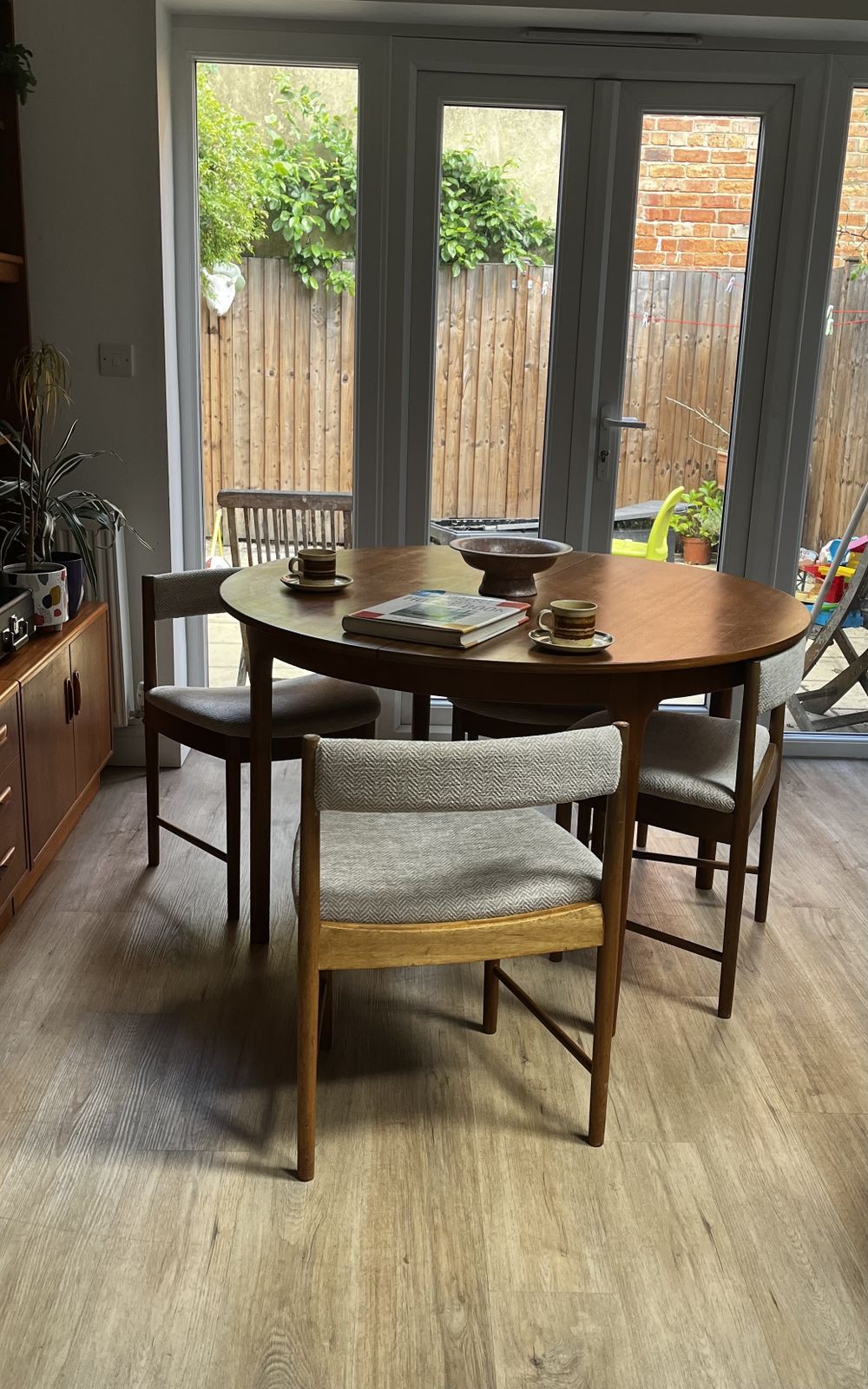 Furniture Mid Century McIntosh Vintage Extending Dining Table & 4 Chairs Roundette photo