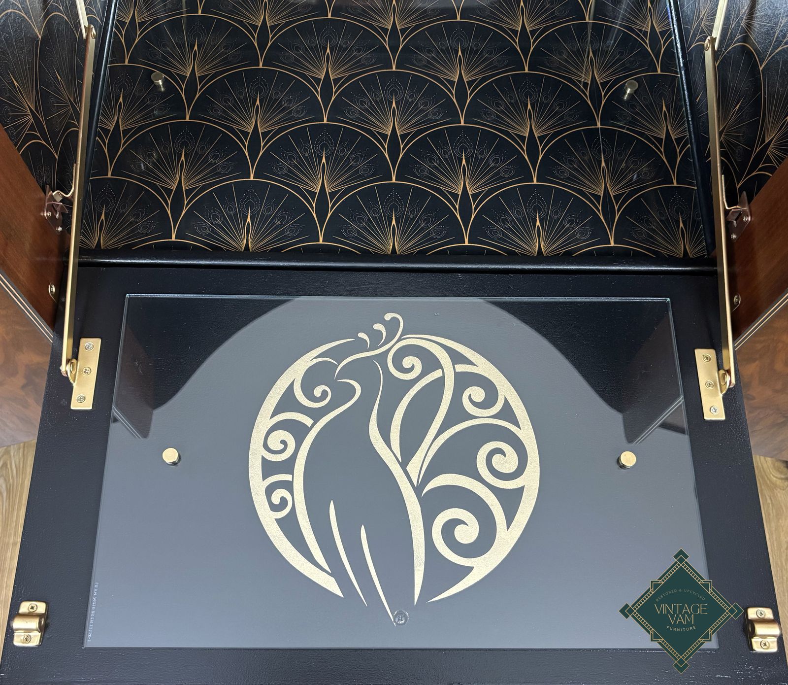 Beautility Cocktail Cabinet Palmer House Hotel Tiffany Peacocks photo vinterior