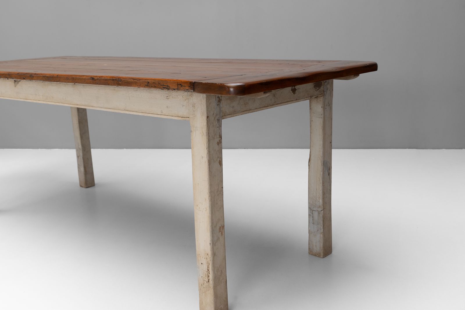 French Farm Table photo vinterior