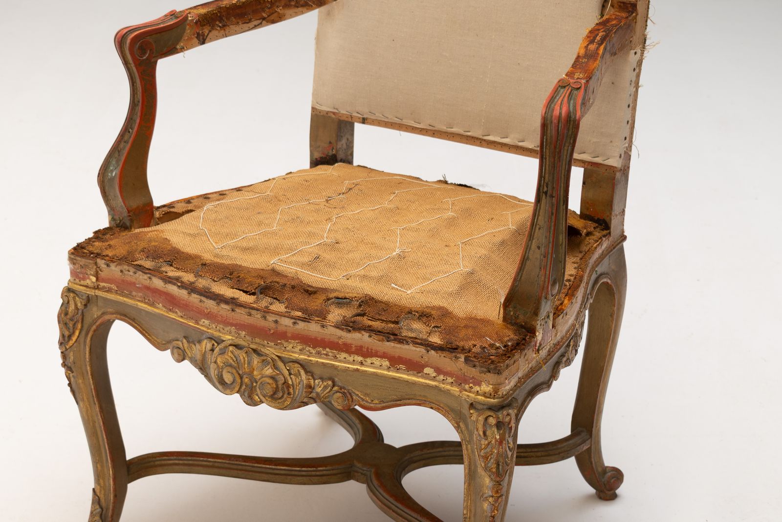 Set Of Six Gilded French Dining Chairs photo vinterior