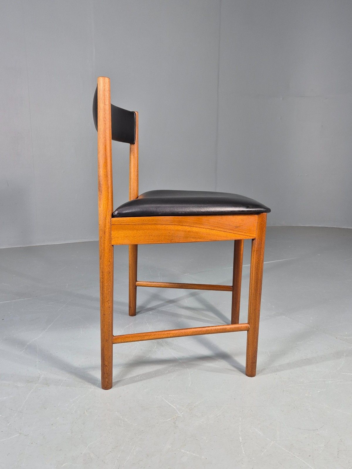 Vintage McIntosh Single Dining Chair Teak Vinyl Roundette Model Retro Eb12180 photo 125.0