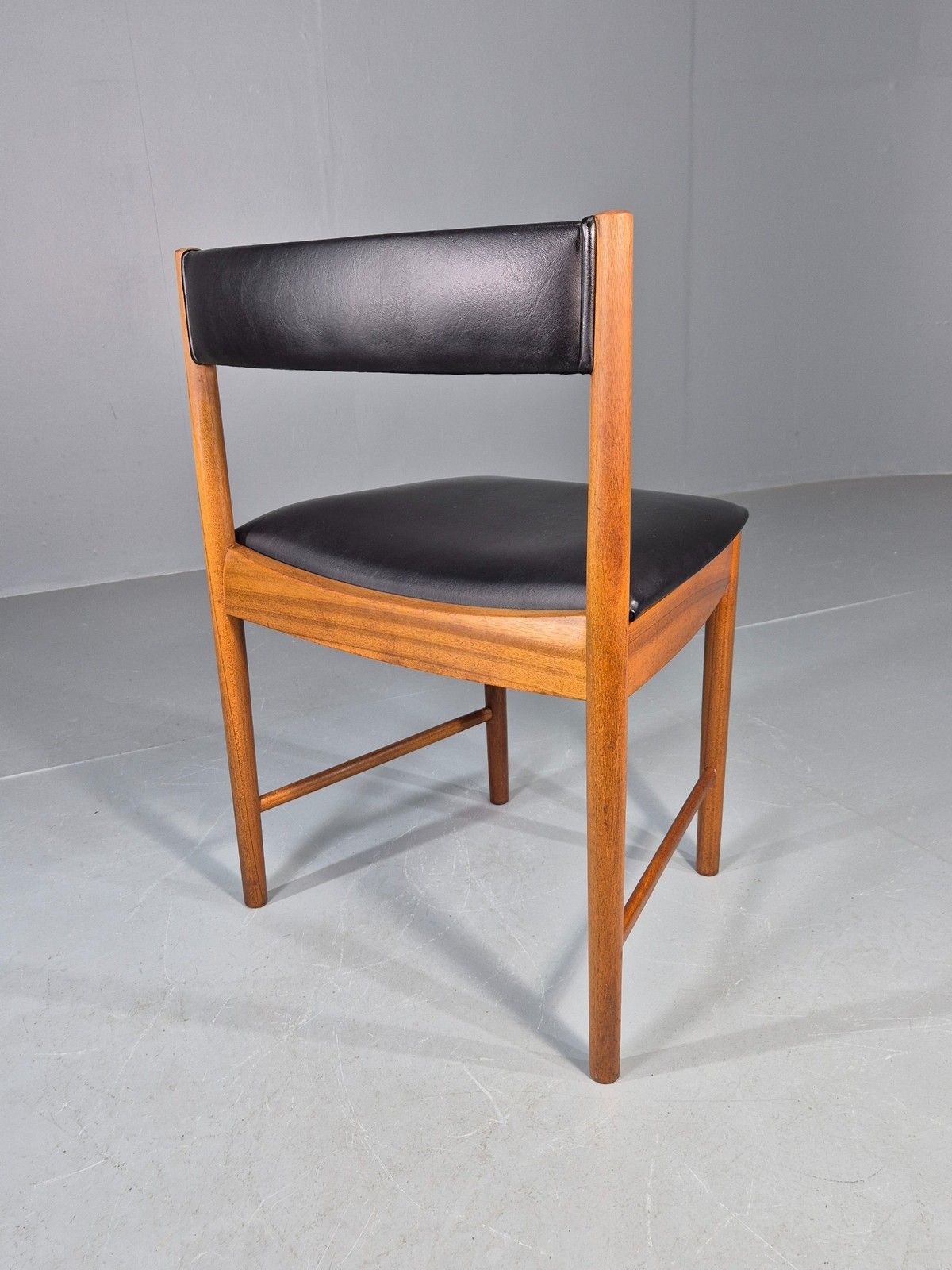 Vintage McIntosh Single Dining Chair Teak Vinyl Roundette Model Retro Eb12180 photo vinterior