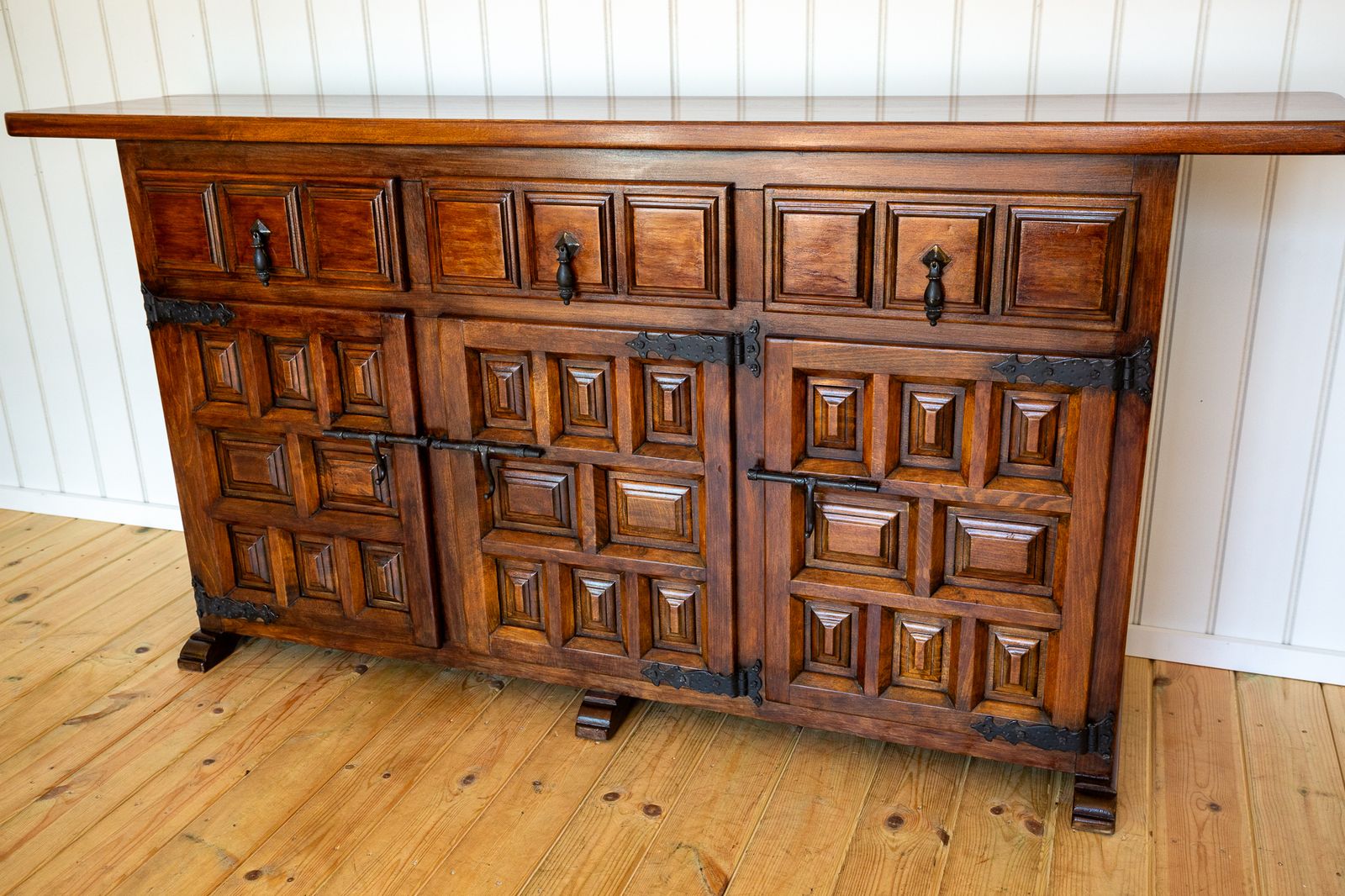 Spanish Sideboard Credenza Navarro Argudo Baroque Tuscan Mid Century Walnut Iron Brutalist Geometric Catalan photo vinterior