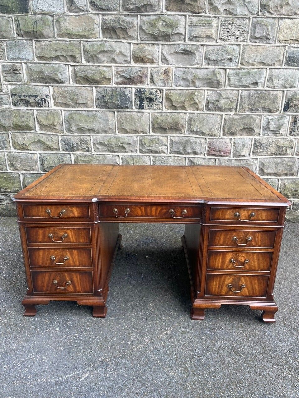 Quality Walnut Partners Pedestal Desk 5ft Wide
