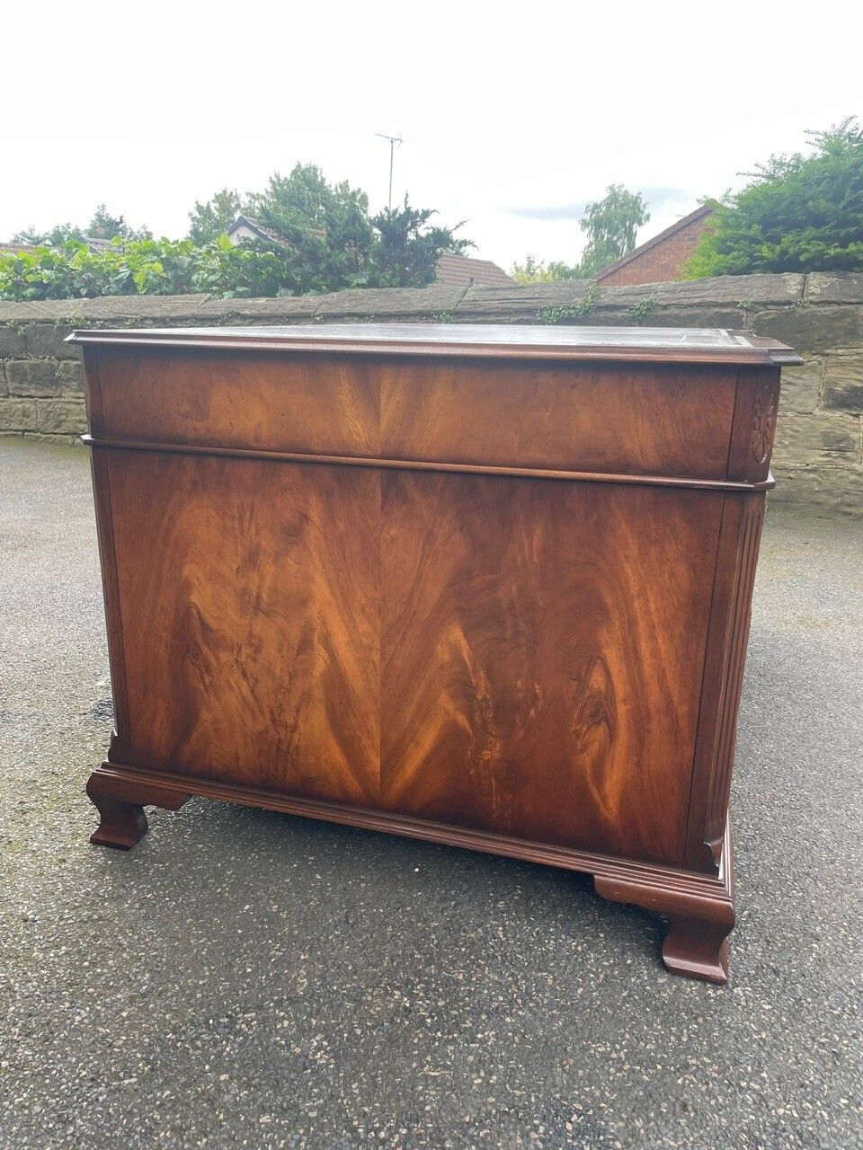 photo vintage Quality Walnut Partners Pedestal Desk 5ft Wide