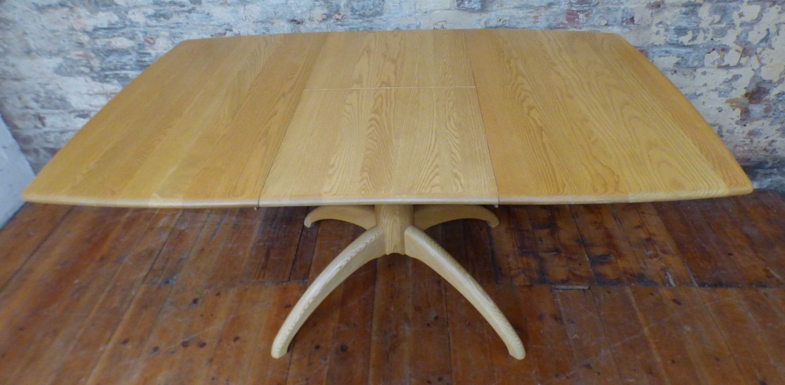 photo furniture Modern Ercol Model 1192 Extendable Pedestal Windsor Dining Table Uk Deliver Vgc