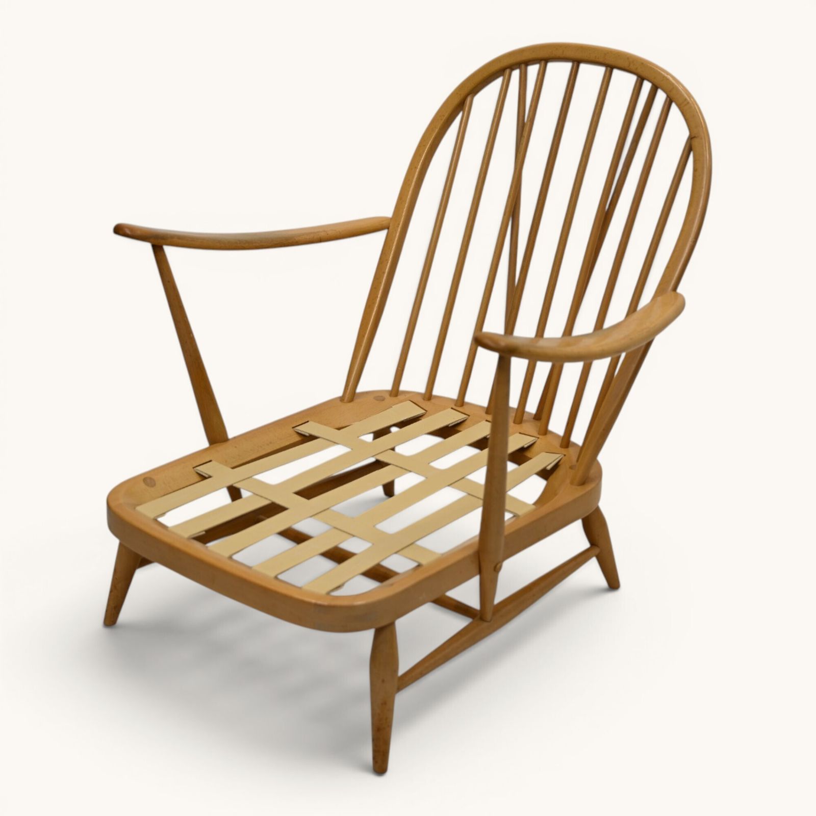 photo vinterior Ercol Windsor Easy Chair Model 203 1970s New Webbing Light Finish Free Delivery*