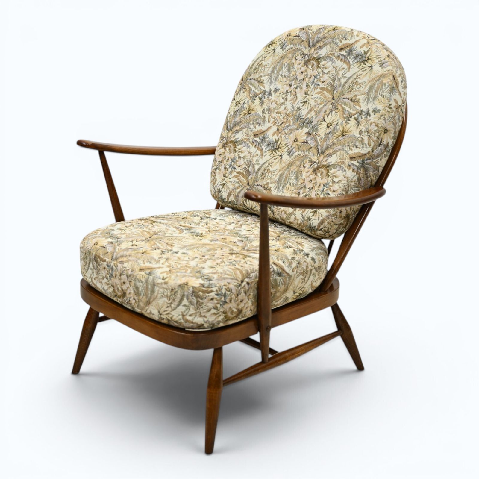 Ercol Windsor Easy Chair Model 204 1970s Good Webbing Dark Finish Free Delivery photo for sale